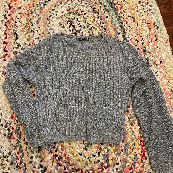 Sweater - Picture 3 of 3